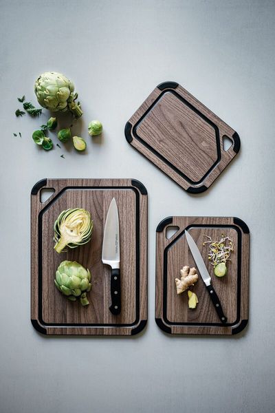 Stort skj&aelig;rebrett i trefiber med kant fra LACOR